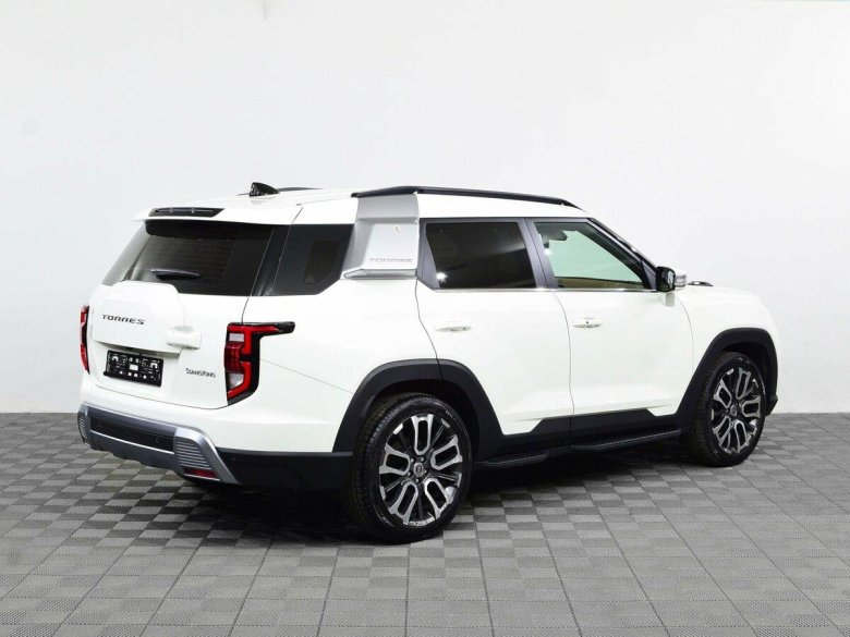 SSANGYONG Torres 2022
