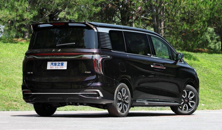 Hongqi минивэн hq9