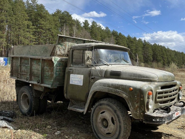 Грузовик зил ммз 4502