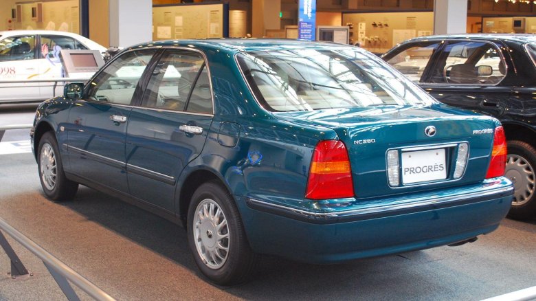 Тойота Прогресс 1998