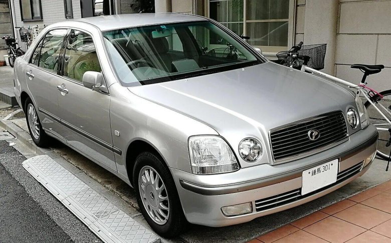 Toyota progres nc250