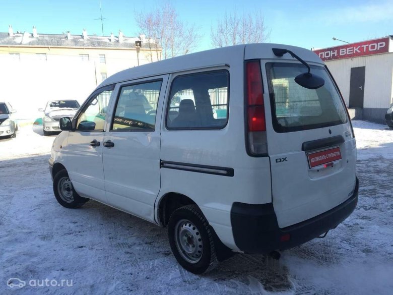 Тойота таун айс 2002