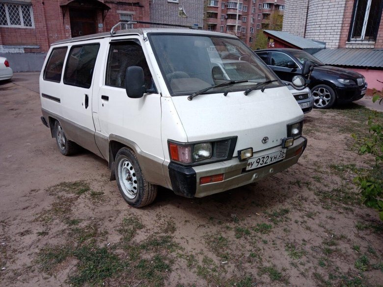 Daihatsu Delta, 1989