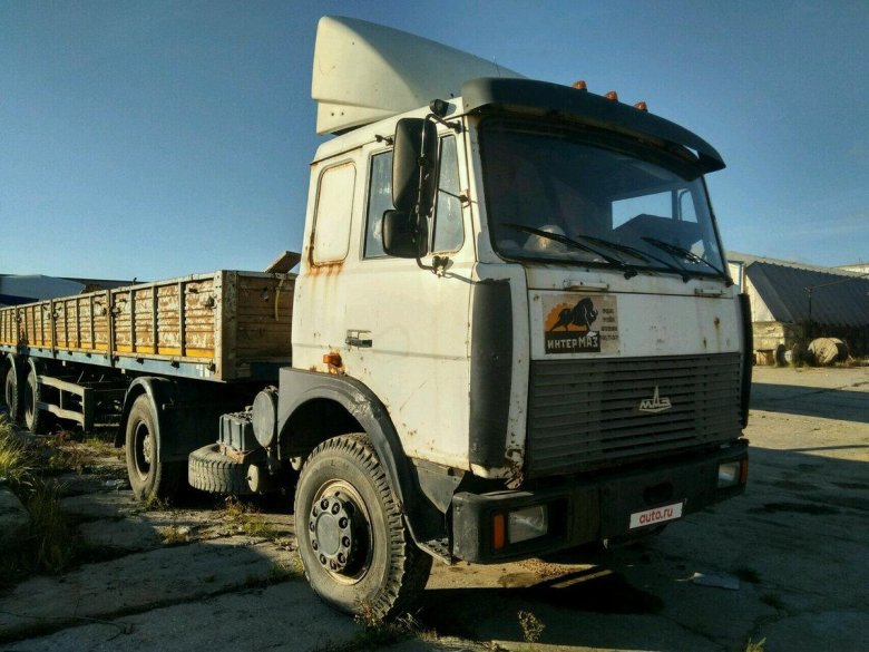 МАЗ 54341 самосвал