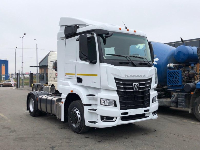 Седельный тягач камаз 5490