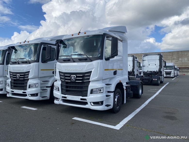Тягачи камаз