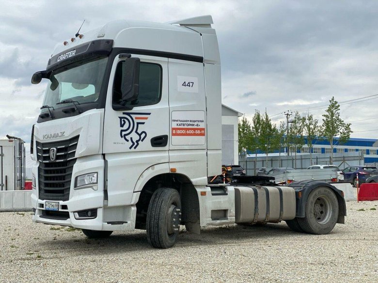 Тягач камаз 54901