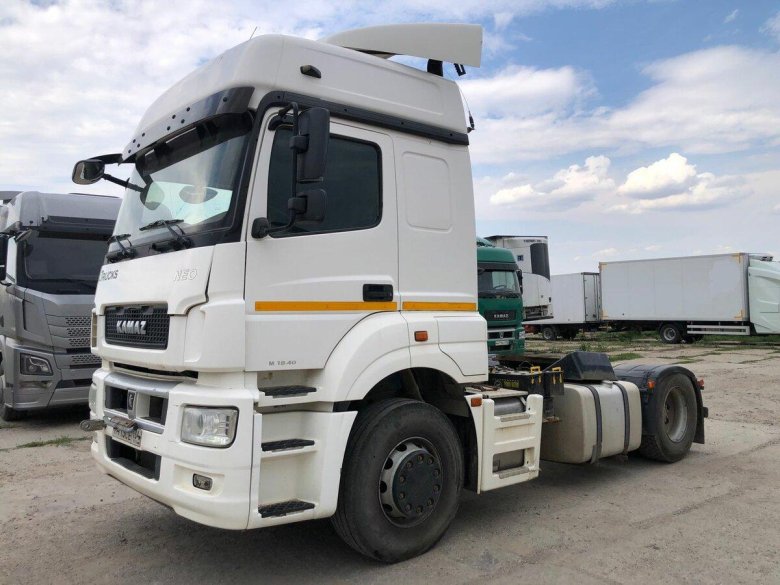 Седельный тягач камаз 5490