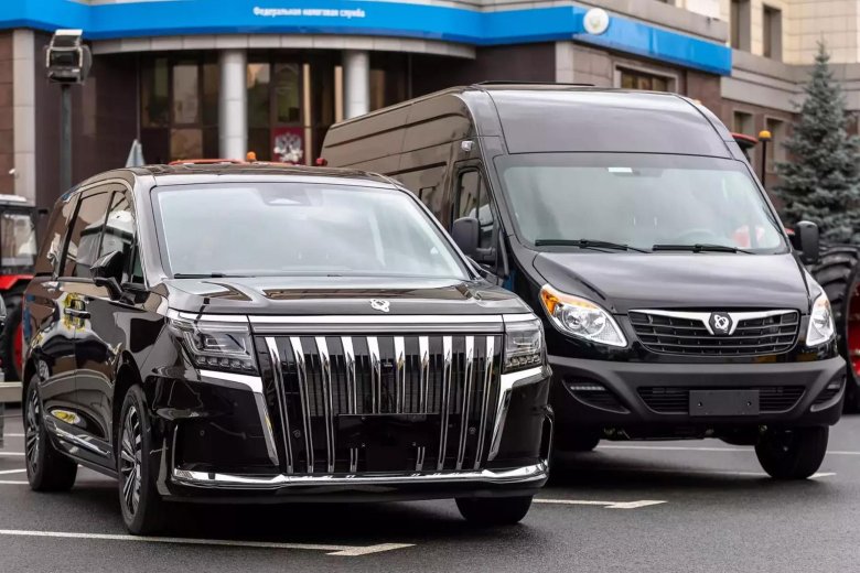 Российский минивэн