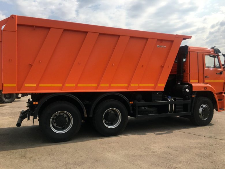 КАМАЗ 6520-53 самосвал