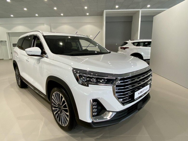 Jetour x 90 plus 2023