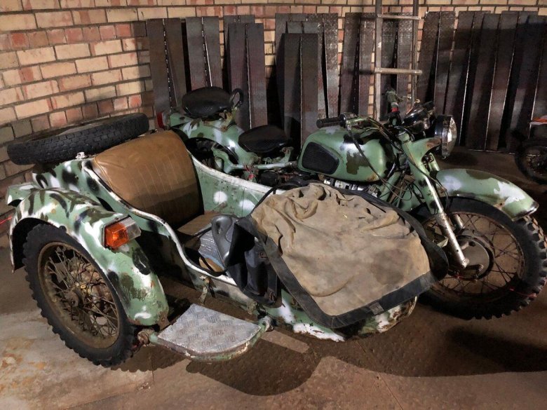 Военный мотоцикл урал 8.1037