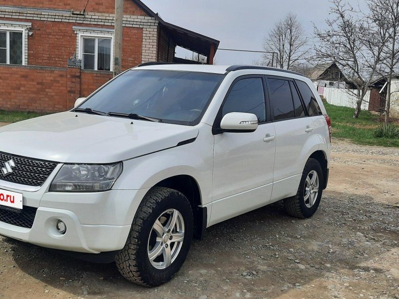Suzuki grand vitara 2011
