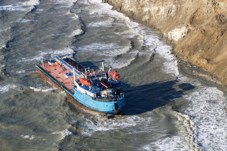 Танкеры волгонефть 212 и 239