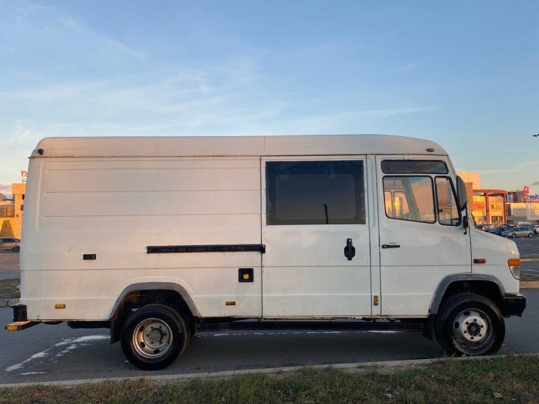 Мерседес 609 фургон