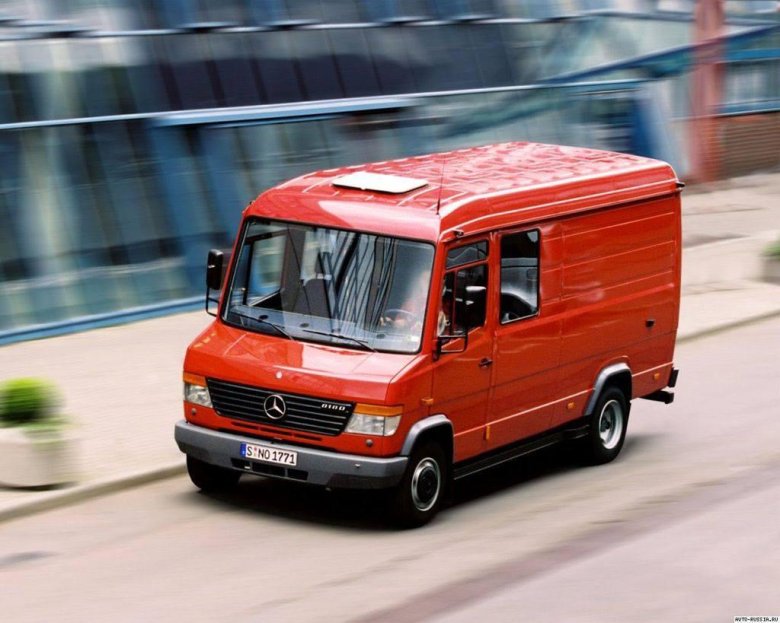 Mercedes-Benz Vario 818