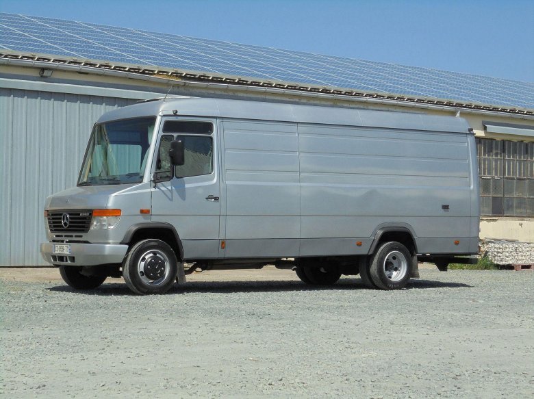 Mercedes-Benz Vario 814