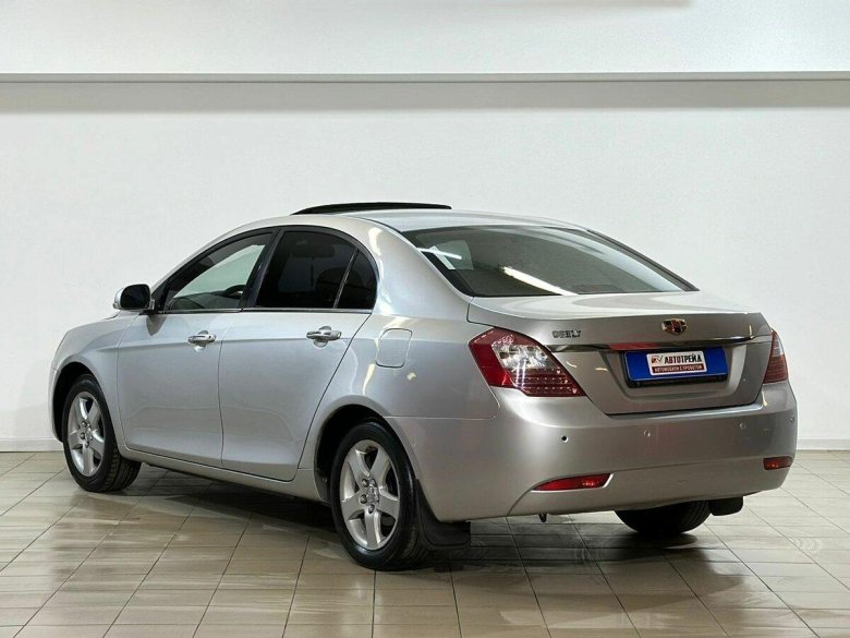 Джили эмгранд ec 7