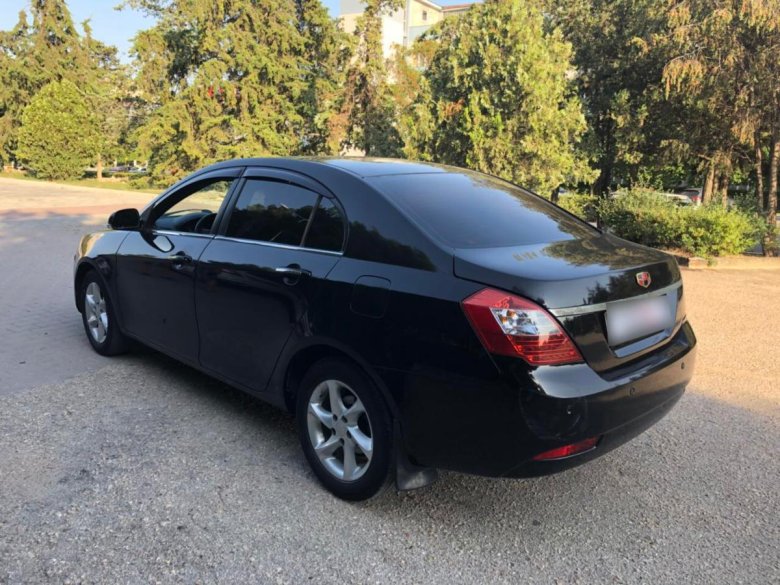 Geely Emgrand ec7 черный
