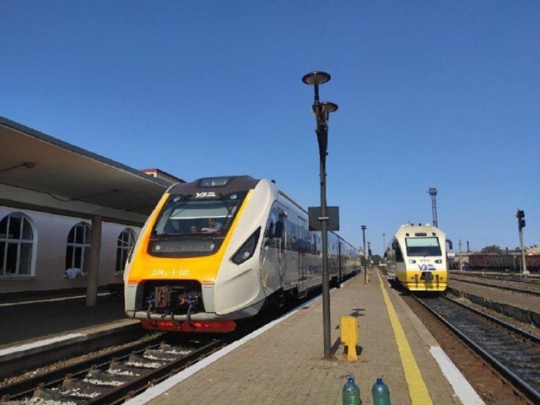 Новый дизель поезд