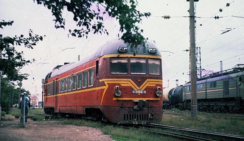 Дизель поезд д1 ссср