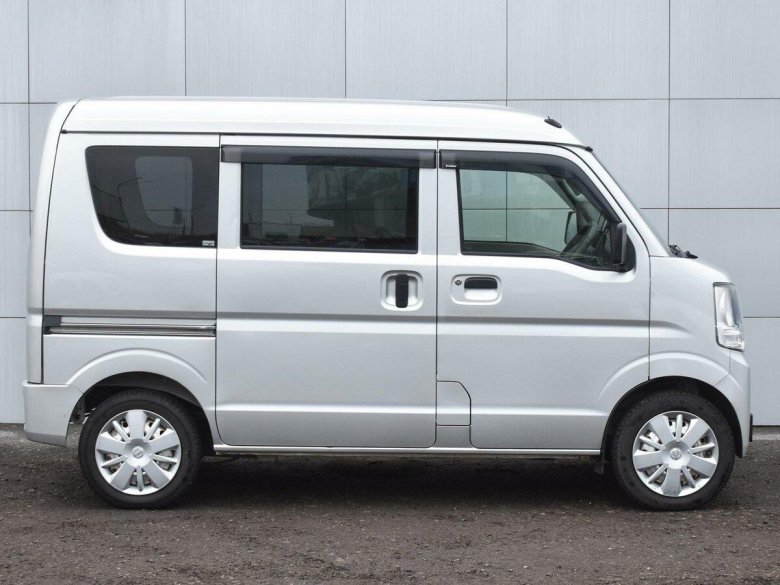 Сузуки эвери вагон