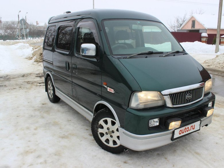 Сузуки Эвери 2001