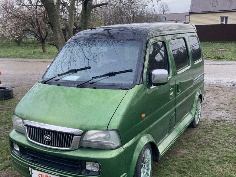 Сузуки Эвери 4/4