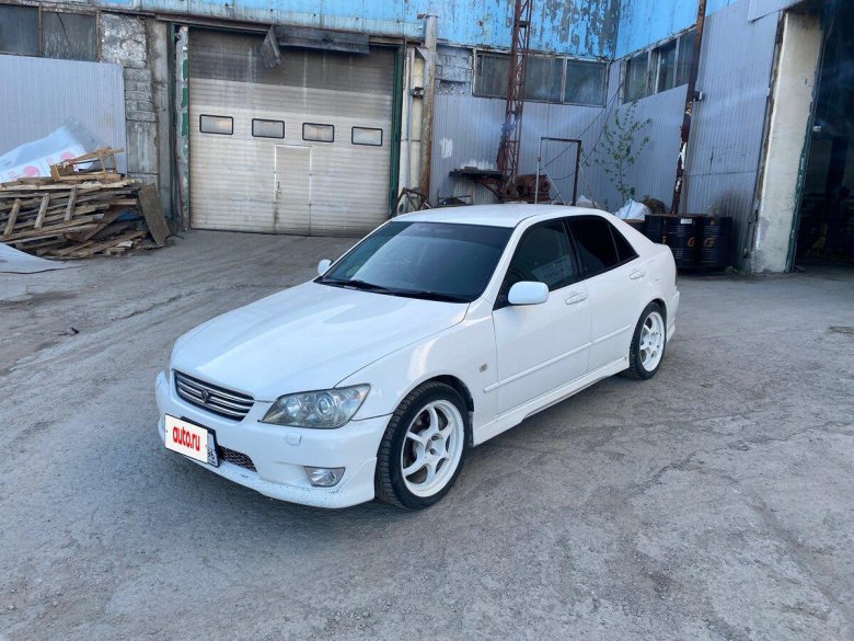 Тойота альтеза 2001