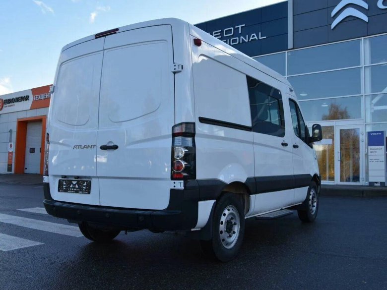 Цельнометаллические фургоны