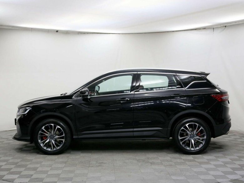 Geely coolray 2021 черный