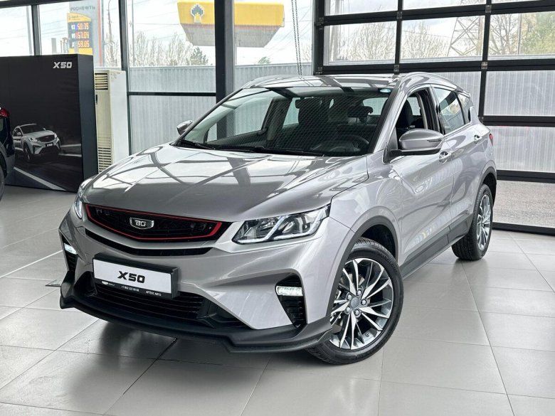 Серый geely coolray