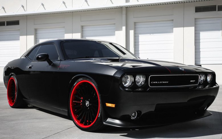 Dodge challenger srt8
