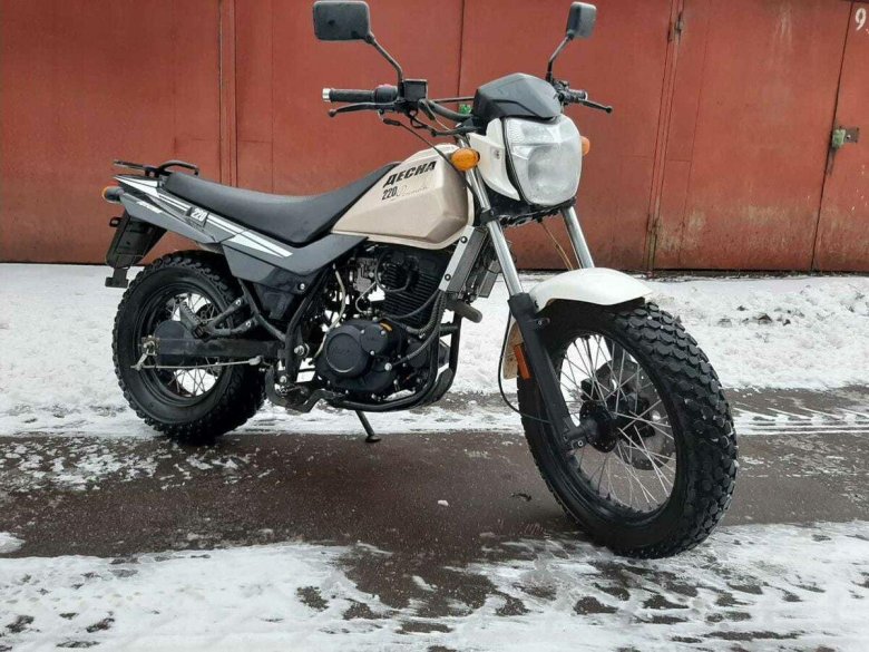 Мотоцикл Десна 220 Фантом