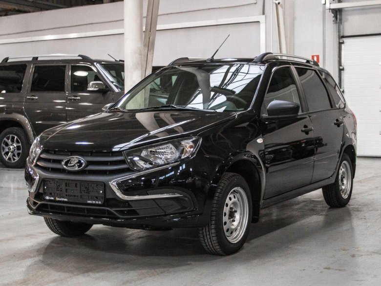 Lada Granta Cross черная