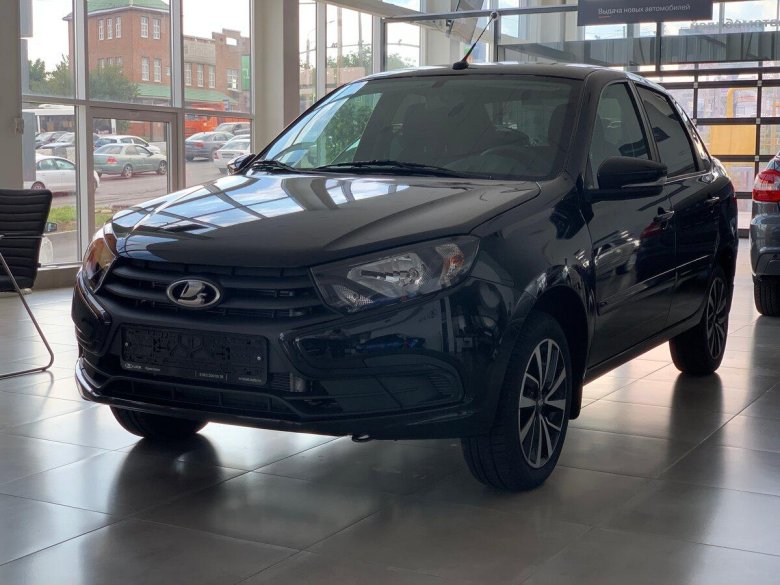 Лада Гранта 2022 черная