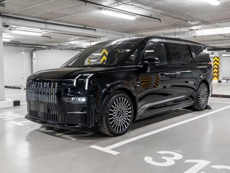 Автомобиль zeekr