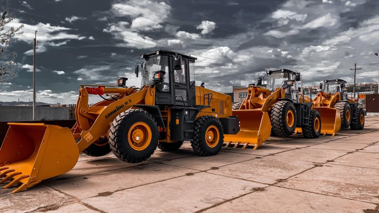 Фронтальный погрузчик lonking lg 833 n