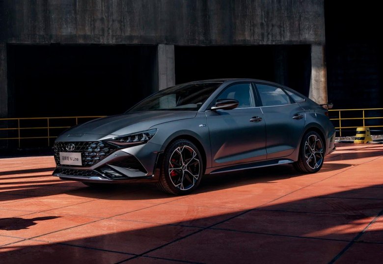 Hyundai Lafesta 2022