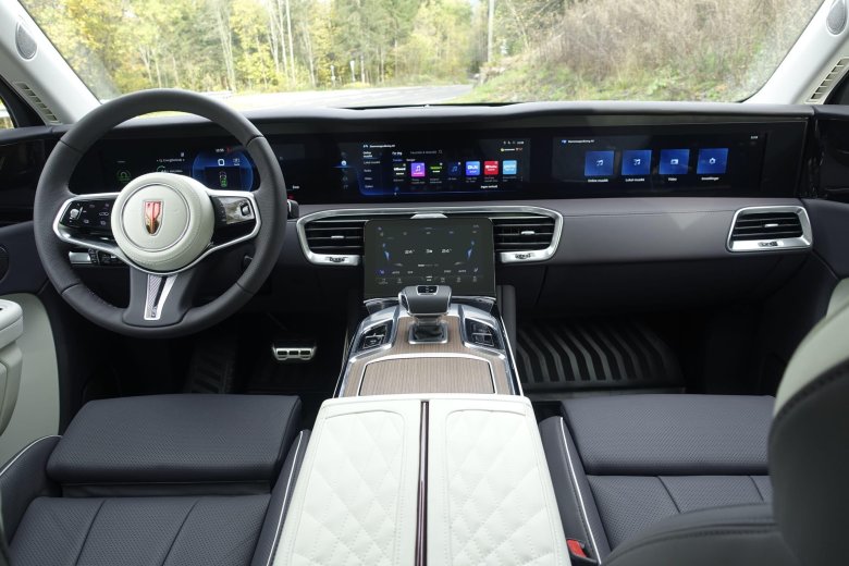 Hongqi hs5 салон