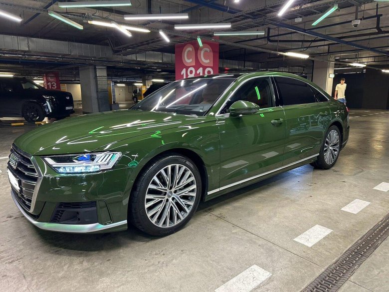 Audi a 8 long