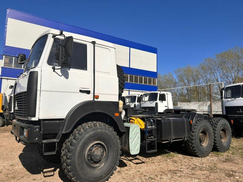 Седельный тягач маз 6317f9-571-051