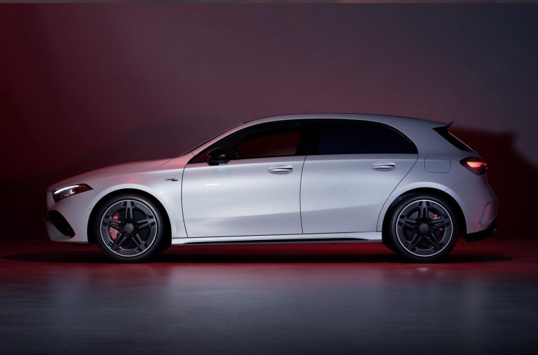 Мерседес хэтчбек 2023