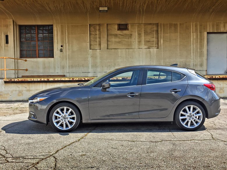 Мазда 3 Гранд туринг