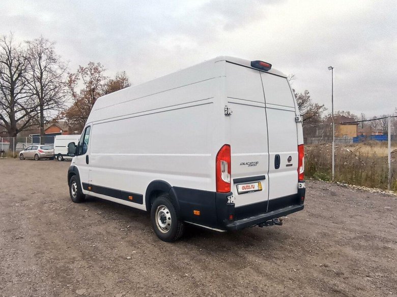 Цельнометаллические фургоны