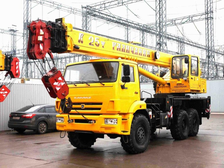КС 55713-5в автокран 25т КАМАЗ-43118