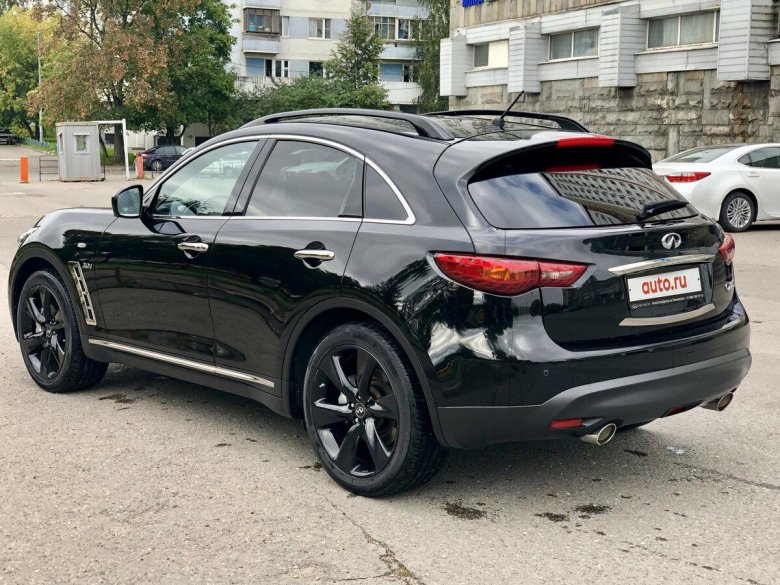 Infiniti qx70 черный