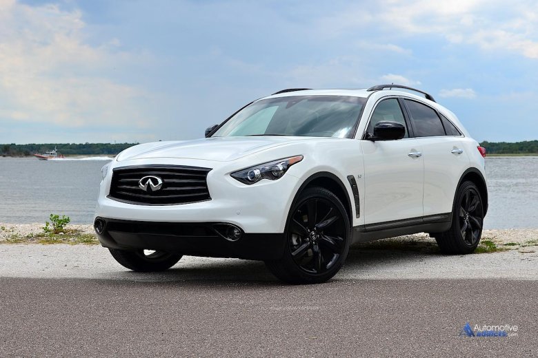 Инфинити qx70 белый