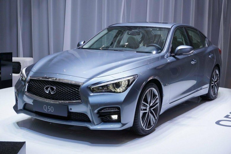 Infiniti седан q50