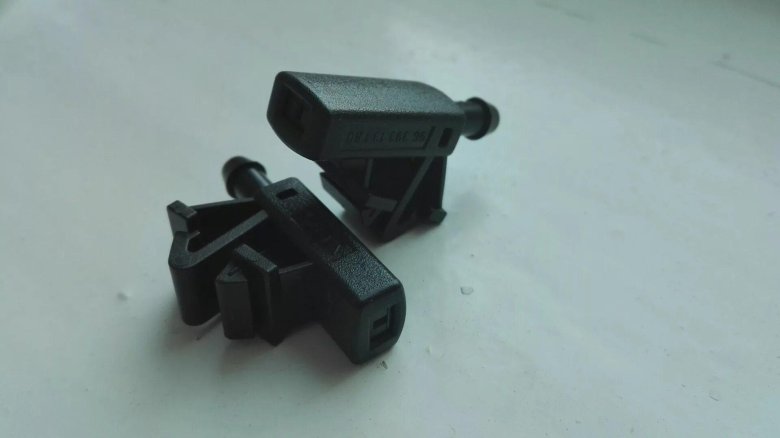 Форсунка омывателя стекла JAC 1020